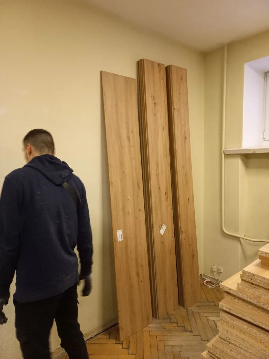 Запаковані двері для перевезення
